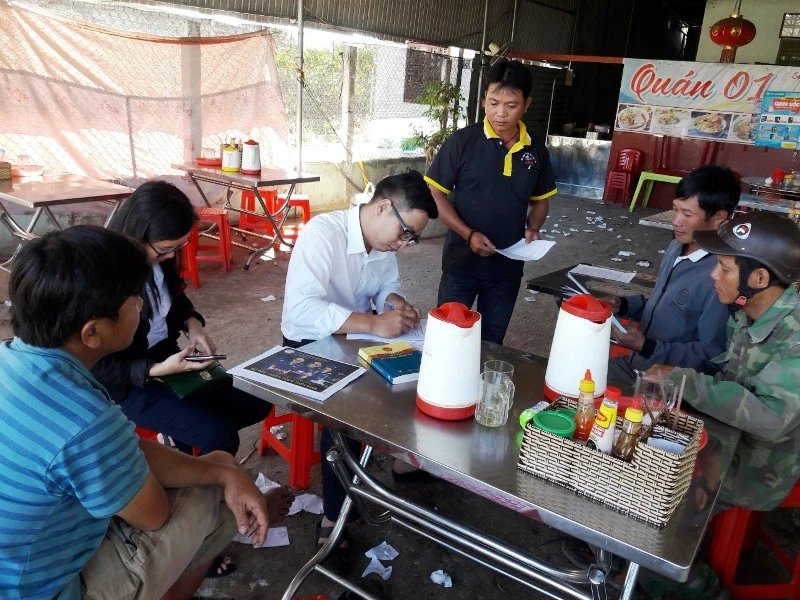 Vụ cưa gỗ khô: Tòa đến tận nhà giao kháng nghị cho 5 công dân ảnh 1