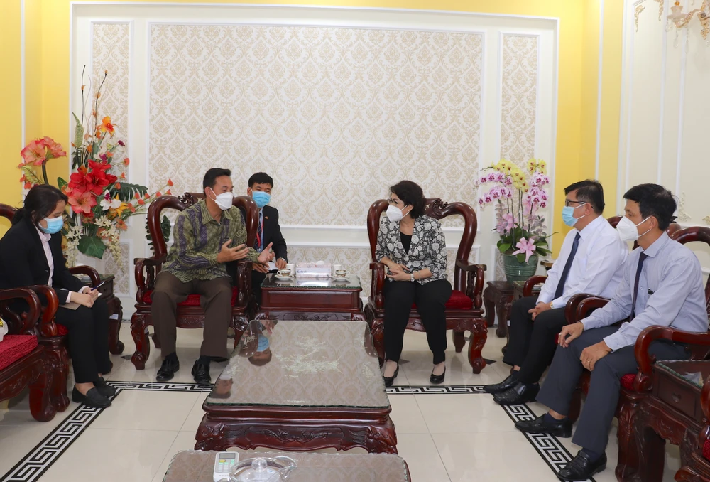 Tân Tổng Lãnh sự Indonesia thăm, chào xã giao tại UBMTTQVN TP.HCM ảnh 1