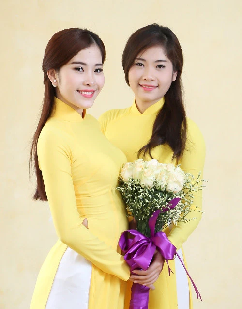 chi gai nam em lan dau trai long mau thuan that su cua 2 chi em hinh anh 3
