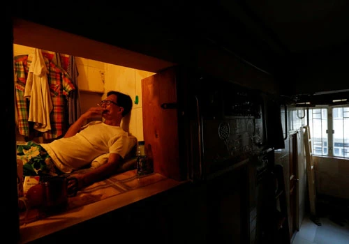 nguoi-ngheo-o-hong-kong-dang-song-khon-kho-hon-bao-gio-het