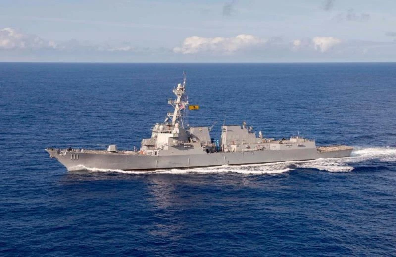 tàu khu trục Mỹ USS Spruance