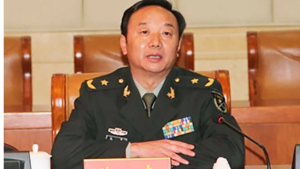 Thiếu tướng Chen Jie tự tử