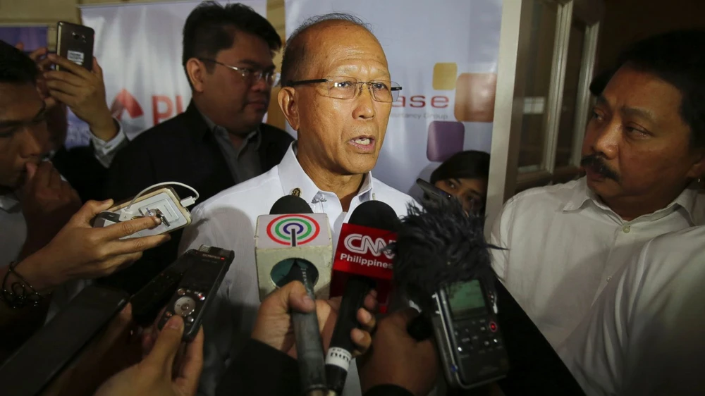 Bộ trưởng Quốc phòng Philippines 