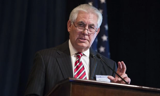 ông Tillerson