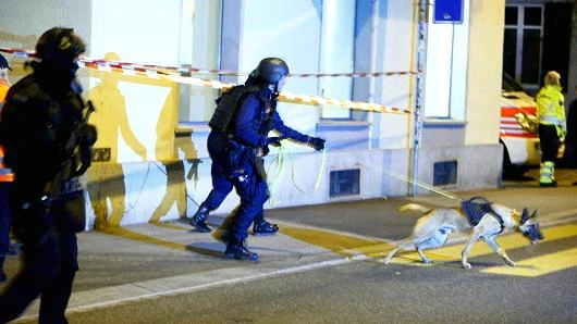 Khủng bố liên tiếp tại ba nước châu Âu, Trump lên tiếng ảnh 1