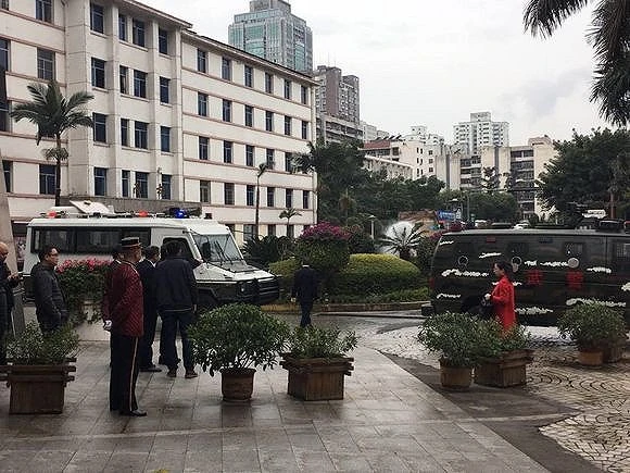 quan chức bắn bí thư trung quốc