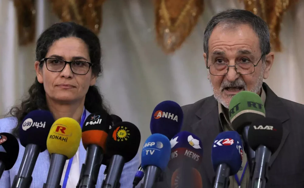 Đồng minh Mỹ kêu gọi ngừng chống Assad, cứu lấy Syria ảnh 2