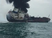Tàu chở dầu treo cờ Việt Nam bốc cháy ở Hong Kong