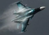 2 tiêm kích bom Su-34 Nga đâm nhau trên không