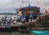 Philippines: Cho tàu TQ đánh cá trong EEZ, 'dân phải đồng ý'