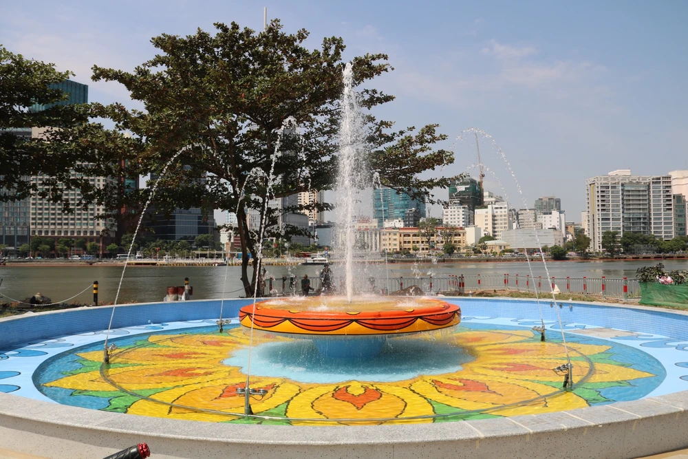 bờ sông sài gòn