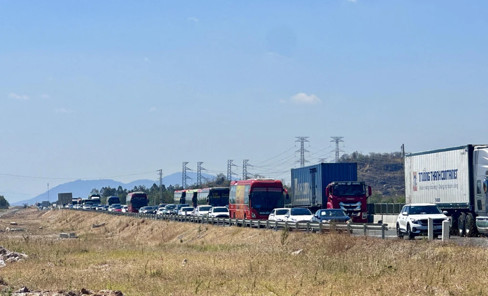 cao-toc-TP.HCM-Long Thanh- Dau Giay-1.jpg