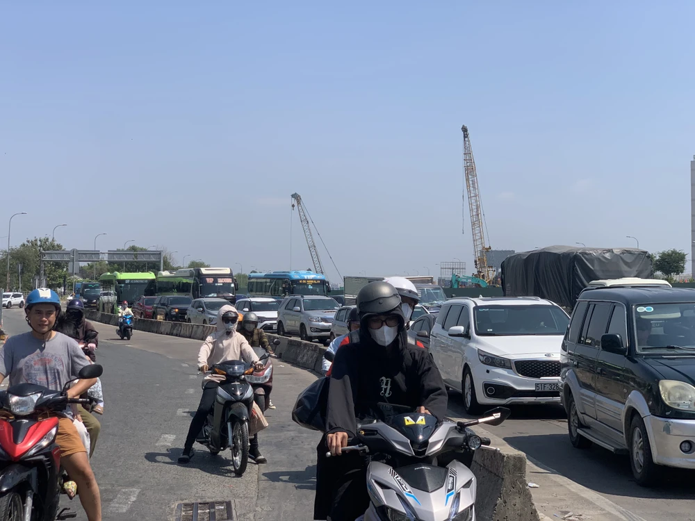 cao-toc-TP.HCM-Long Thanh- Dau Giay-6.jpg