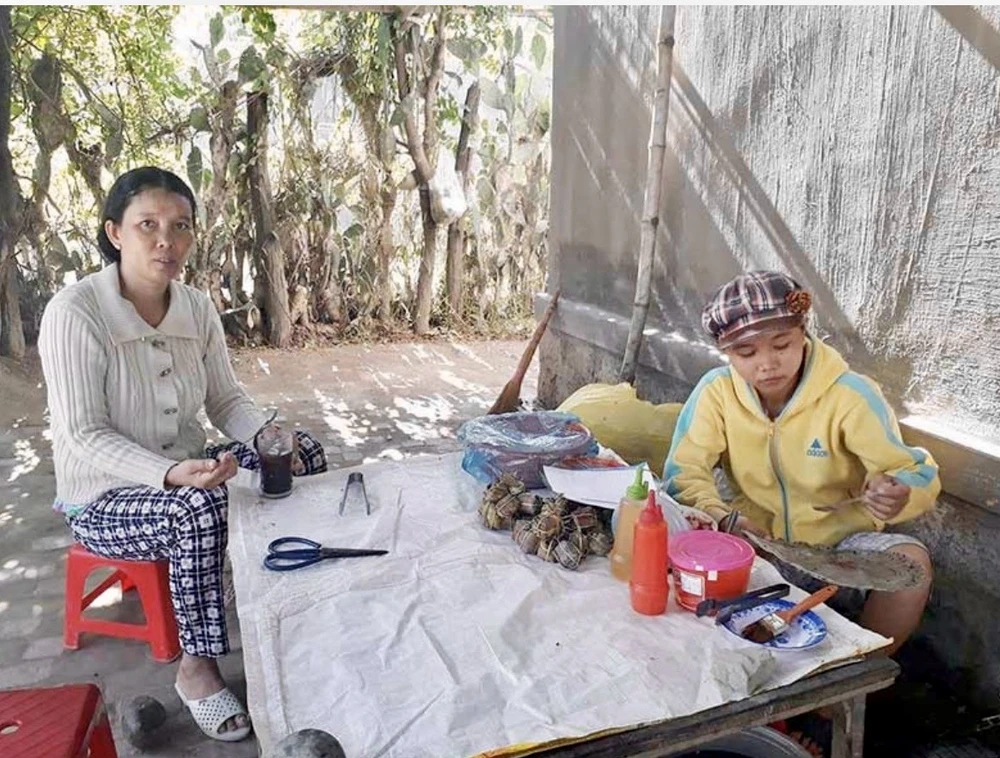 không được nghèo