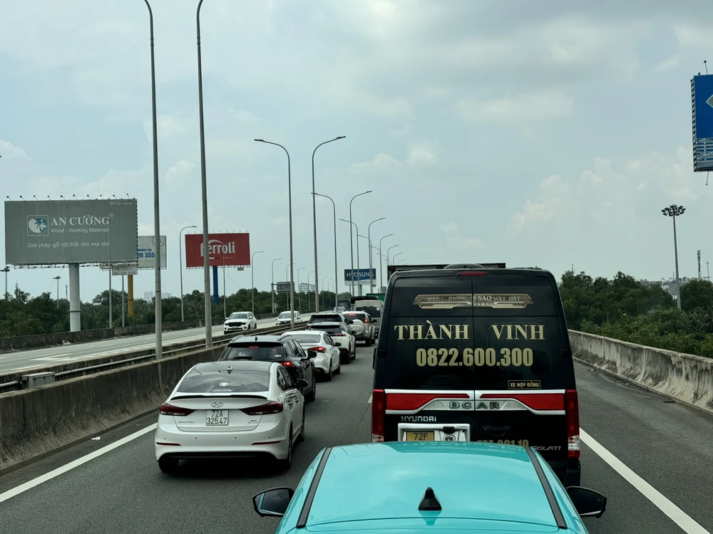 cao-toc-TP.HCM-Long Thanh-Dau Giay-2.jpg