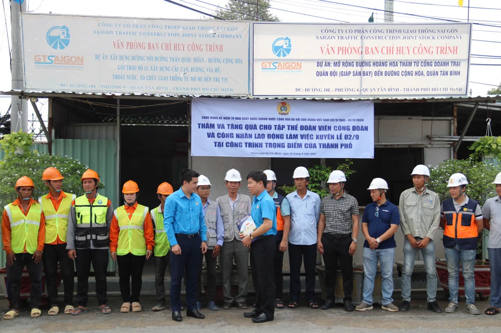 đường nối Trần Quốc Hoàn - Cộng Hòa