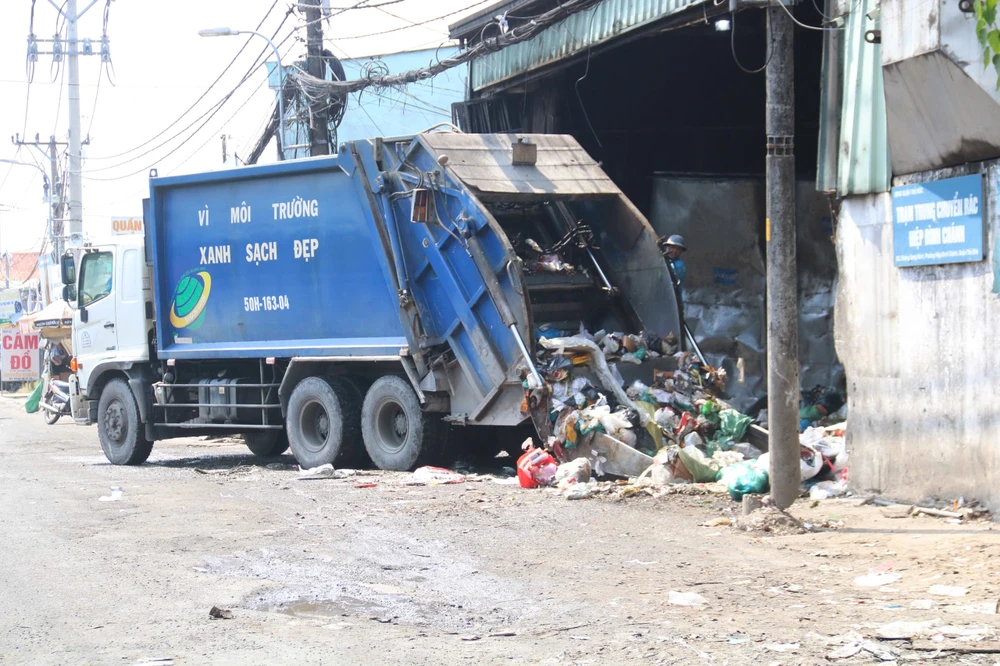 trạm trung chuyển rác hiệp bình chánh