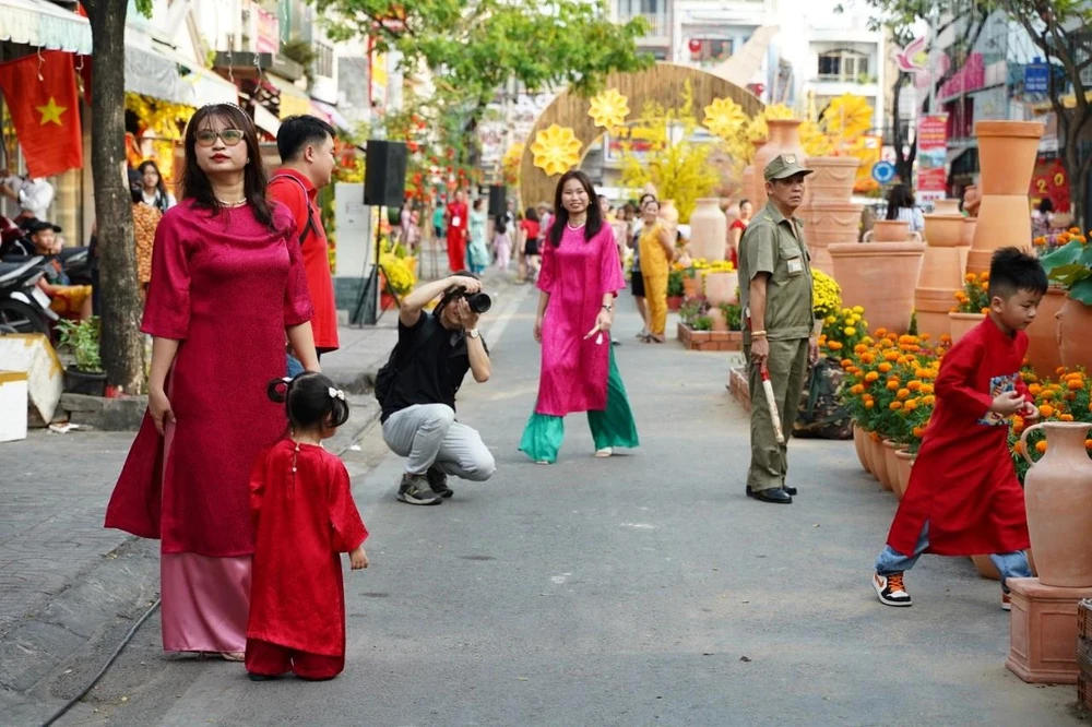 chợ hoa tết ất tỵ