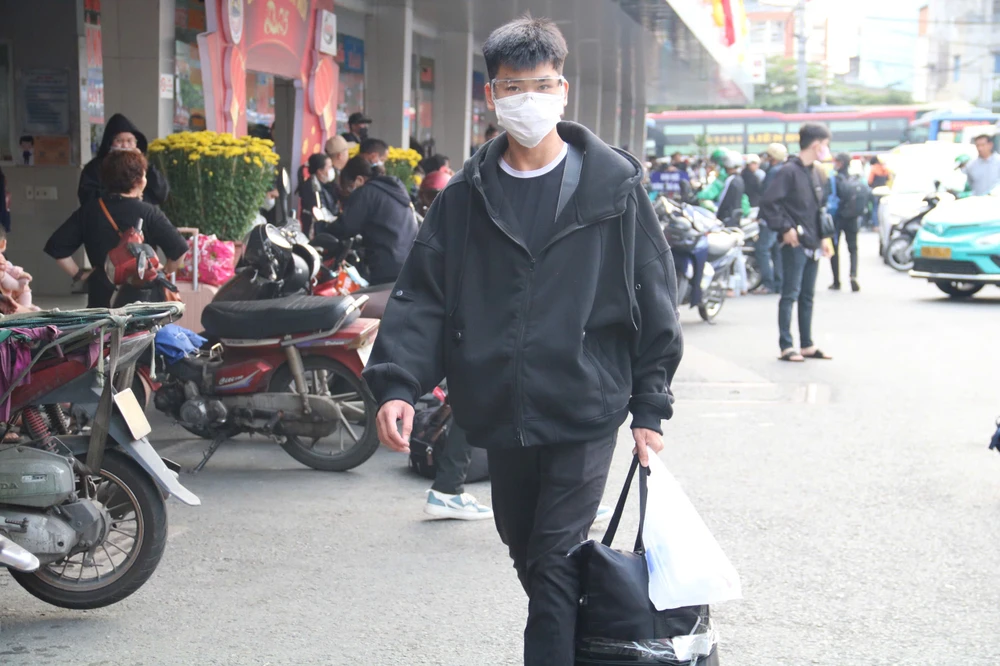 ben-xe-mien -tay-5.jpg