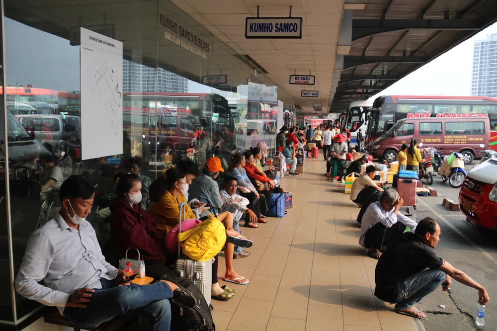 bến xe miền tây