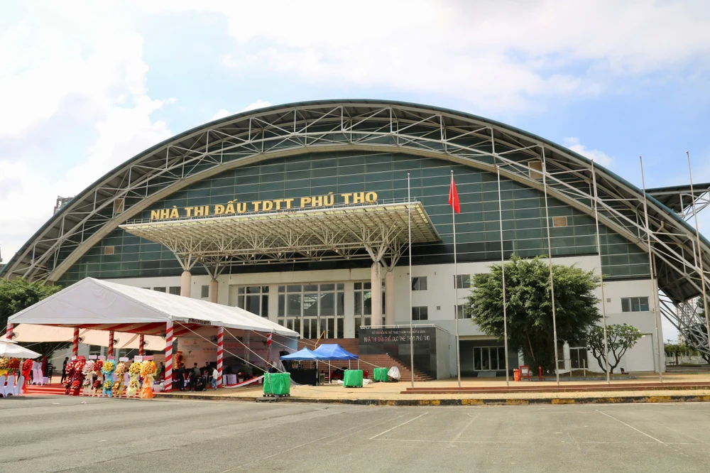 nhà thi đấu