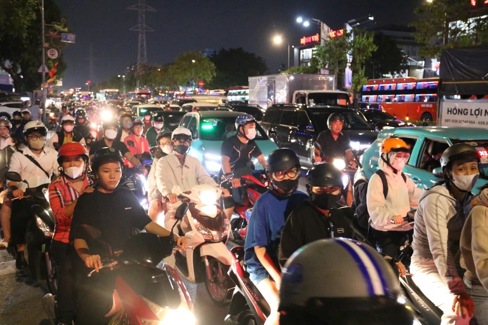 đường về miền tây