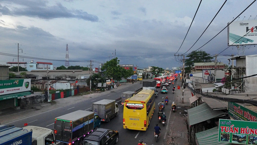 cửa ngõ phía tây