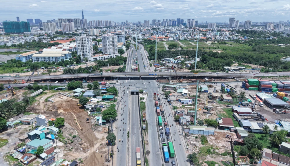 nút giao mỹ thủy