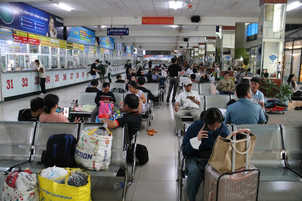 bến xe miền đông