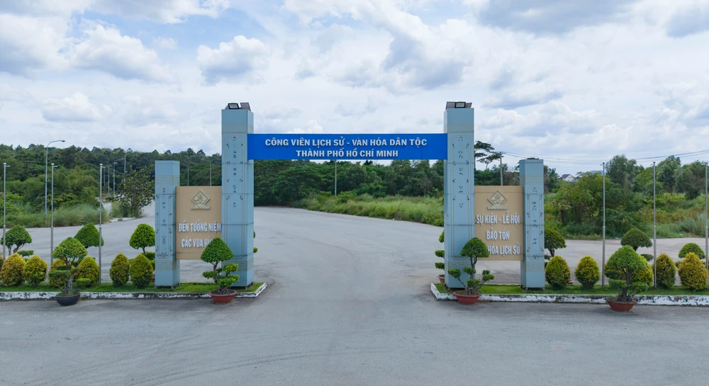 cong-vien-lich-su-van-hoa-dan-toc.jpg