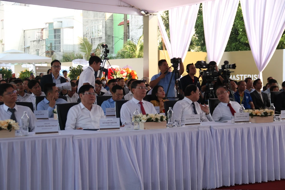 Các đại biểu tham dự buổi lễ. Ảnh:NHƯ NGỌC