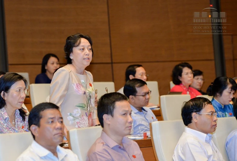 Bộ Y tế và BHXH 'giằng co' bảo hiểm y tế ảnh 3