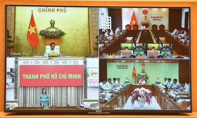 Phó Chủ tịch UBND TP.HCM phát biểu tại cuộc họp. Ảnh: VGP/Đức Tuân