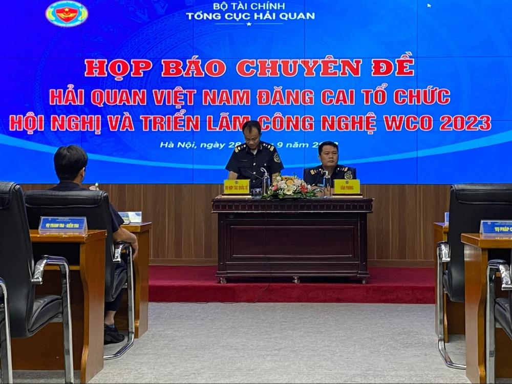 hai-quan-viet-nam-lan-dau-tien-dang-cai-to-chuc-hoi-nghi-va-trien-lam-cong-nghe-wco-nam-2023-2519-2921.jpg
