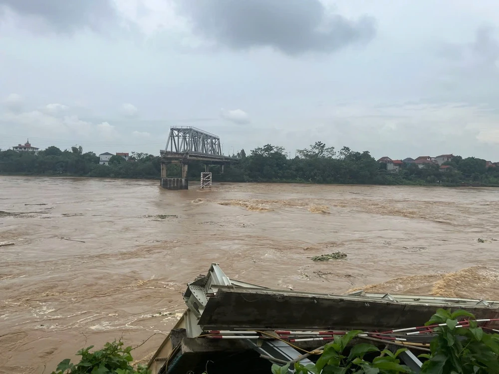 sap cau phong chau.jpg