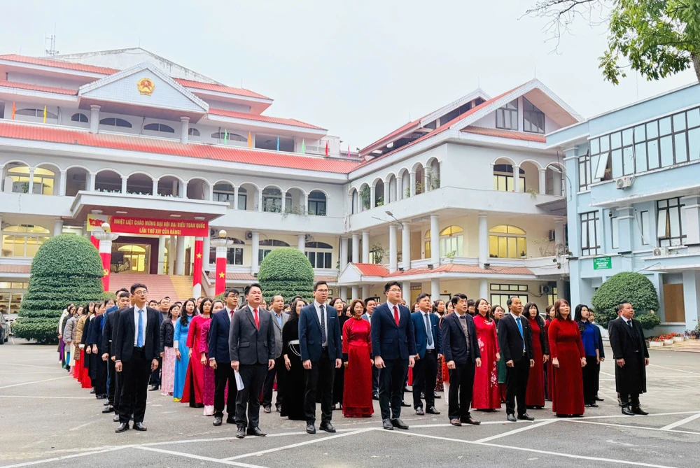 can bo phuong thuc phan.jpg