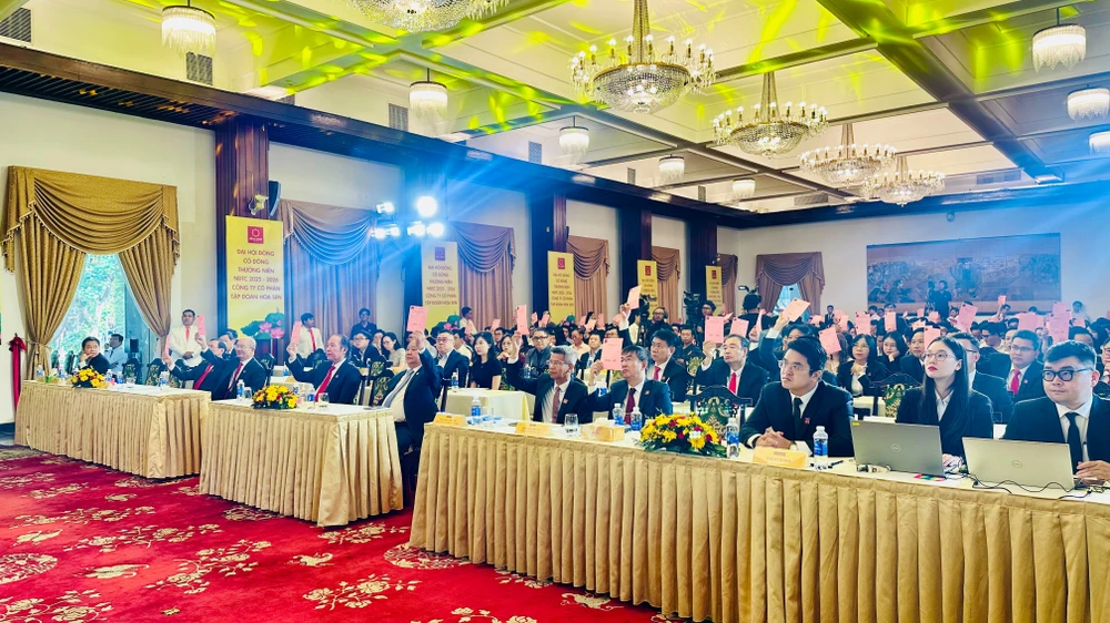 HINH DAI HOI CO DONG 2025 -2026 (1).jpg