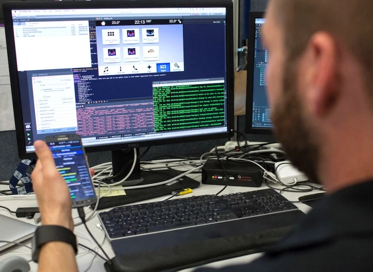 Ford giới thiệu phần mềm mô phỏng SYNC 3 AppLink cho xe ảnh 3