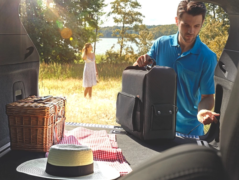 Porsche ưu đãi dịch vụ chăm sóc xe mùa nóng ảnh 2