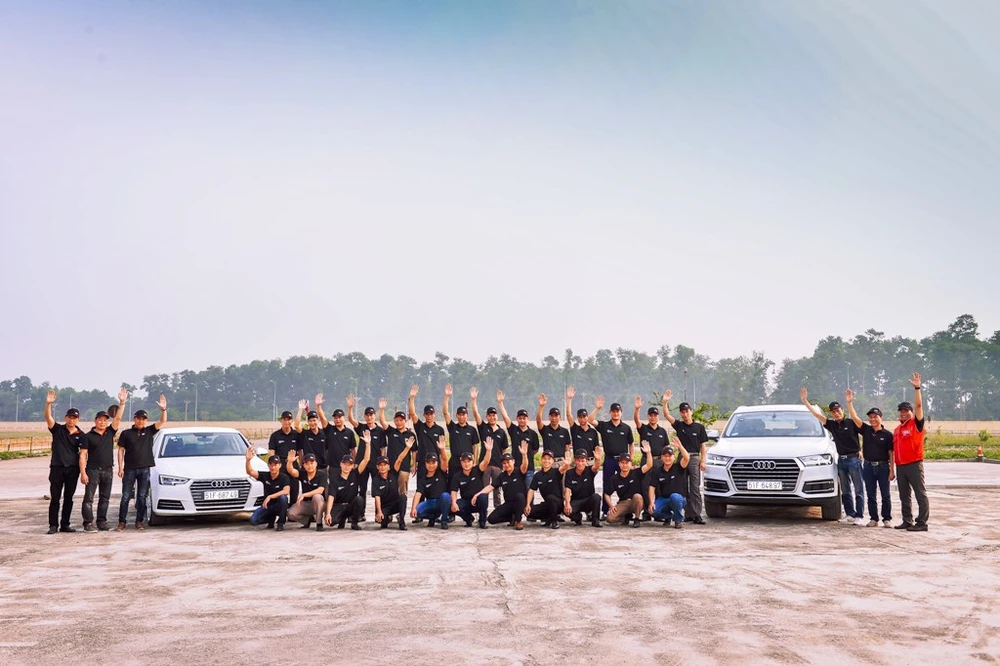 Audi Việt Nam hỗ trợ cho lái xe dịp APEC 2017 ảnh 2