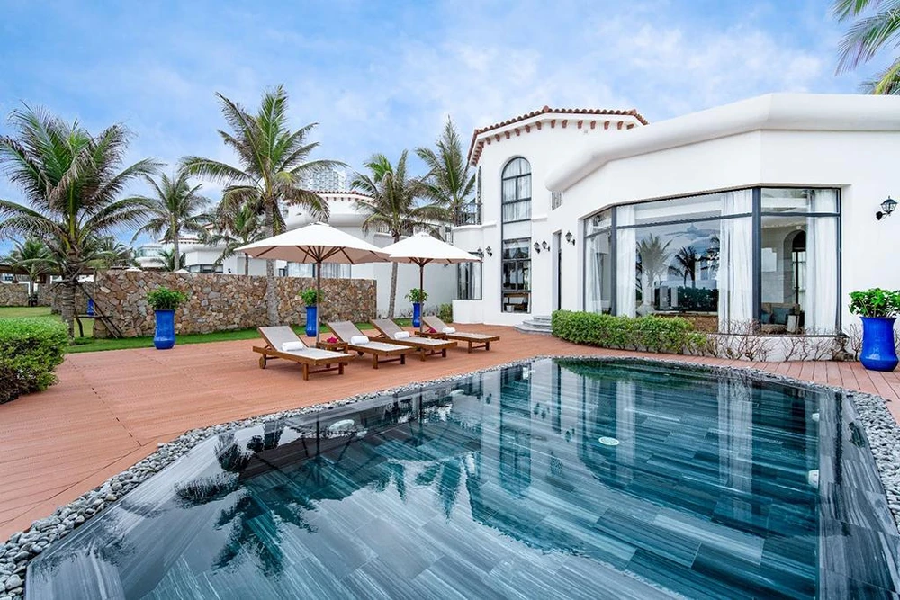 Biệt thự mặt tiền biển đã hoàn công, sẵn sàng bàn giao và đi vào vận hành.