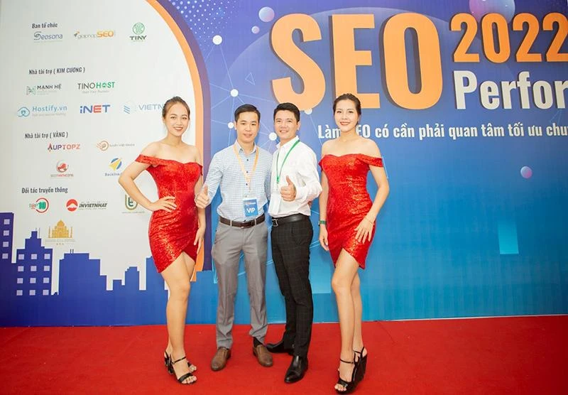 Phan Tài tại một sự kiện về SEO 2022