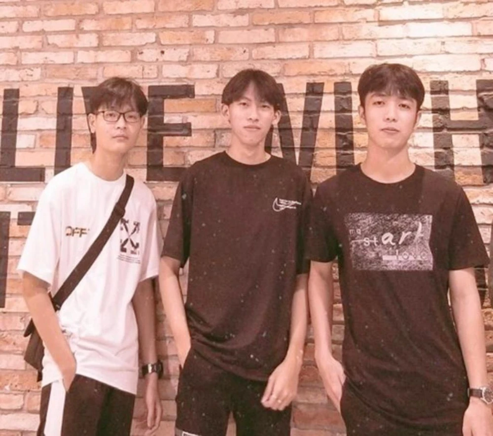 Vì sao nhóm bạn thân thường giống nhau