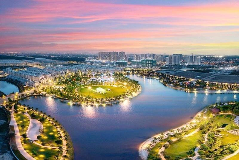 Công viên Ánh sáng Vinhomes Grand Park quy mô 36ha là điểm vui chơi nổi bật hàng đầu tại khu Đông TP.HCM. Công viên Ánh sáng Vinhomes Grand Park quy mô 36ha là điểm vui chơi nổi bật hàng đầu tại khu Đông TP.HCM.