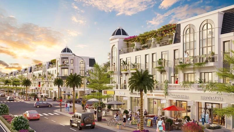 Một tuyến phố Tây bề thế và sầm uất đang dần hiện diện tại Đức Hòa, Long An