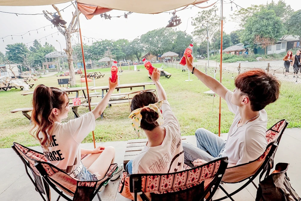 Trà Dr Thanh được giới trẻ yêu thích, sử dụng mỗi ngày để thanh nhiệt, cho cơ thể luôn tươi mát.