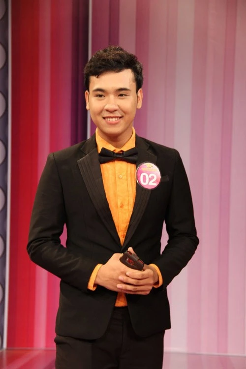 Lời chúc này đã được Lê Minh Ngọc đưa ra vào ngày 12/10 - ngày mà nhân dân cả nước đau buồn tiễn đưa Đại tướng Võ Nguyên Giáp về nơi an nghỉ cuối cùng. Sau sự cố anh bị lên án, mổ xẻ và lãnh đạo Đài truyền hình TP.HCM đã phải lên tiếng xin lỗi và nhận trách nhiệm. Bản thân Lê Minh Ngọc cũng thừa nhận sai sót và xin dư luận tha thứ.