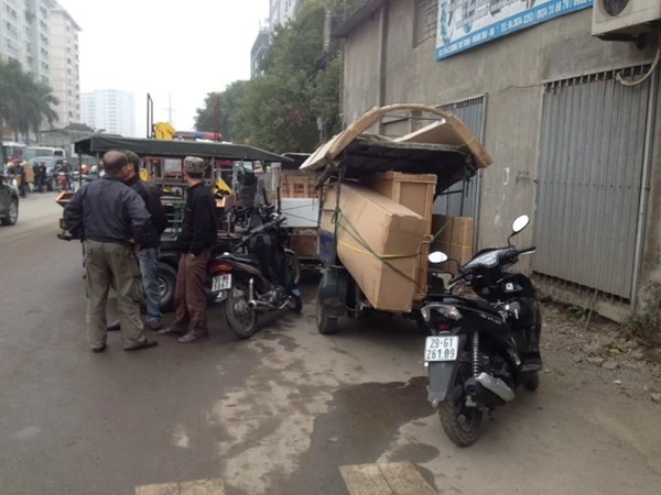 “Lực lượng CSGT sẽ tập trung để không xảy ra ùn tắc kéo dài, tạo ra một môi trường giao thông an toàn cho người dân thủ đô đón Tết”, Trung tá Tâm nói.