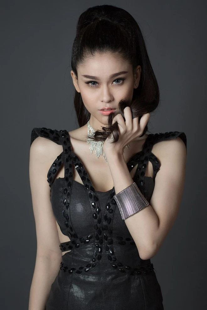 Sắp tới, cô sẽ liê tục phát hành nhiều sản phẩm âm nhạc mới để đánh dấu sự trở lại cũng như tham gia một vài vai diễn trong phim truyền hình.