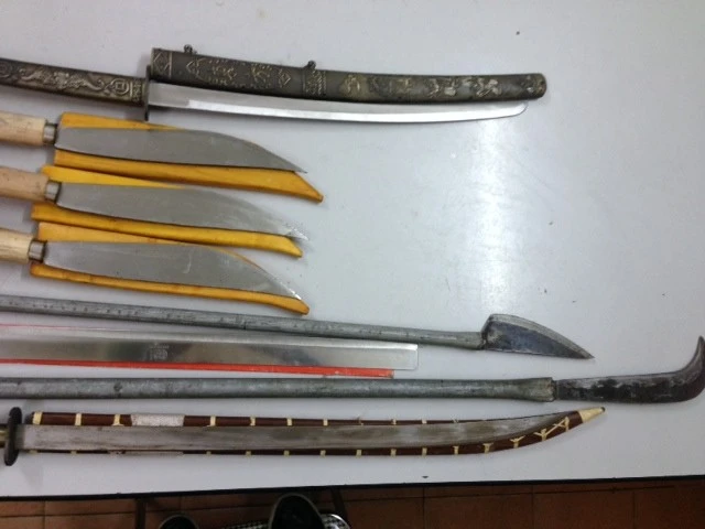 Số vũ khí được phát hiện tại hiệu cầm đồ.